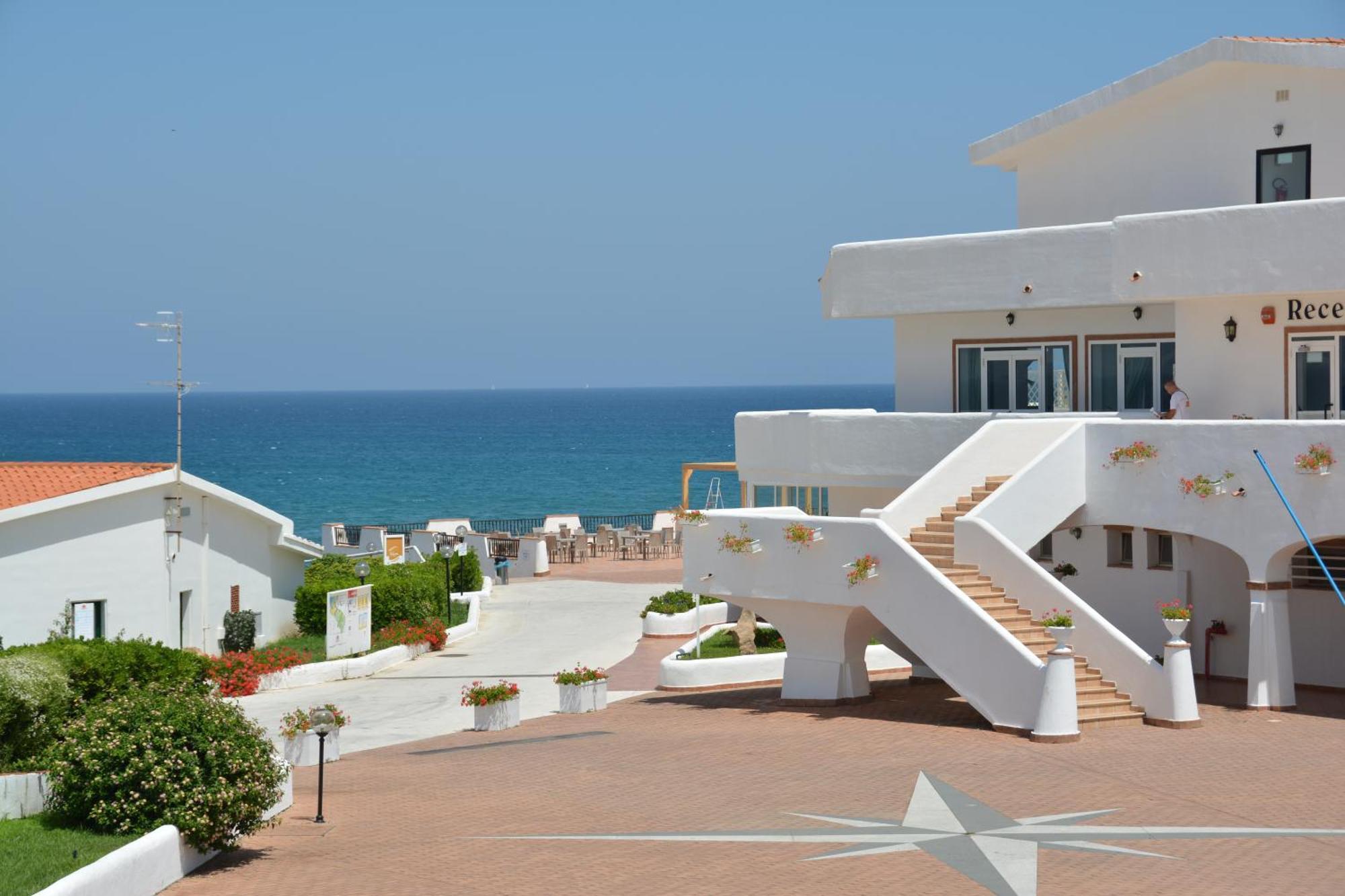 Acqua Di Mare Hotel E Resort Sorso Eksteriør billede