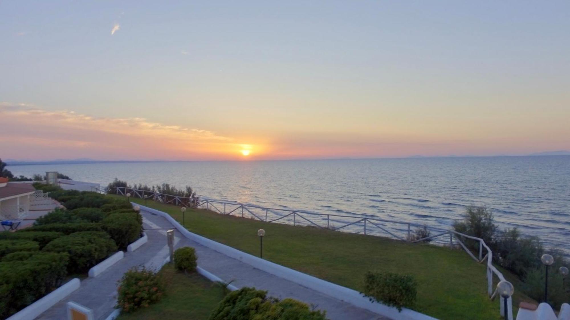 Acqua Di Mare Hotel E Resort Sorso Eksteriør billede